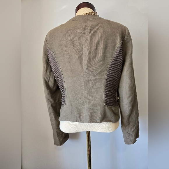 Teenflo Linen Taupe Waist Length Jacket. Size 10 - Picture 6 of 12